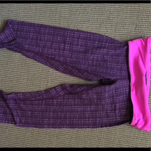Lululemon cropped leggings - Picture 3 of 3